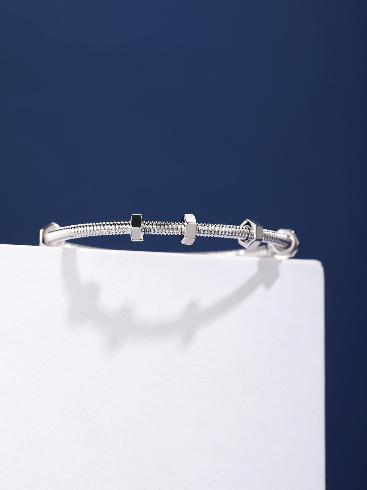 [Eterna Jewels jewelrys]CT THREADED BRACELET