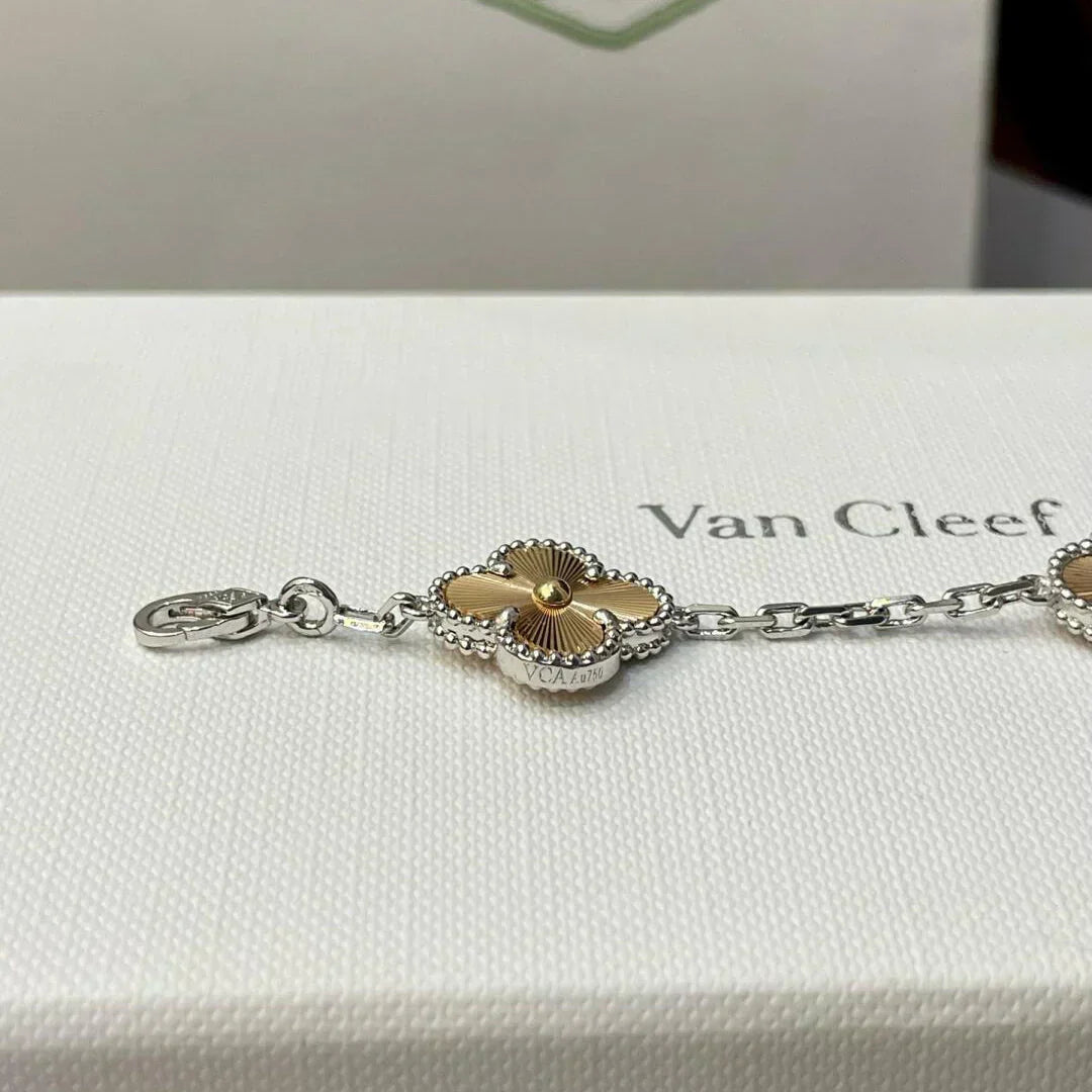 [Eterna Jewels] CLOVER 5 MOTIF LASER BRACELET COLLECTION